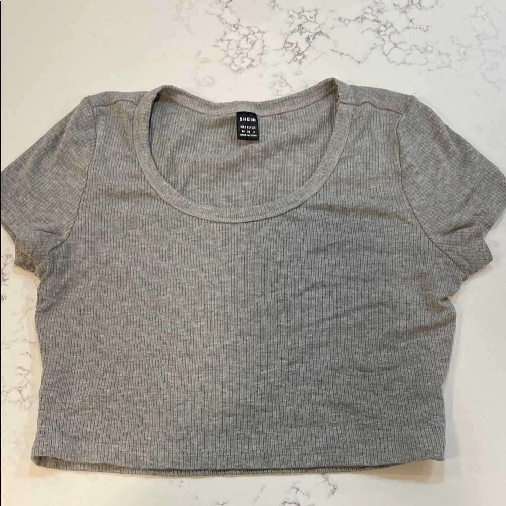SHEIN Light Gray Ribbed Scoop-Neck Crop Tee
